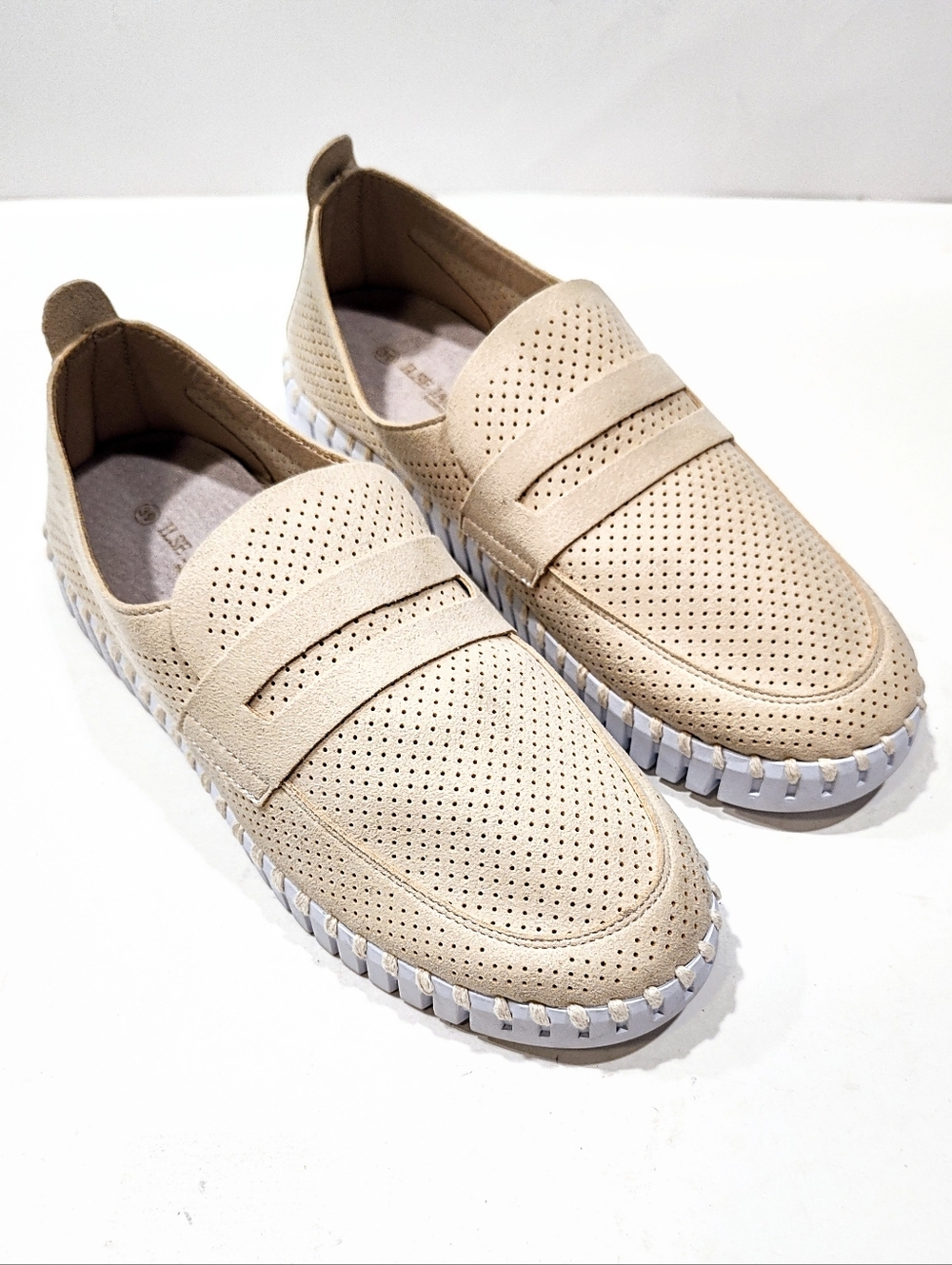 Ilse Jacobsen Tulip Penny Loafer Sneakers Flats Womens 39 EU 8½-9 US Cream Beige